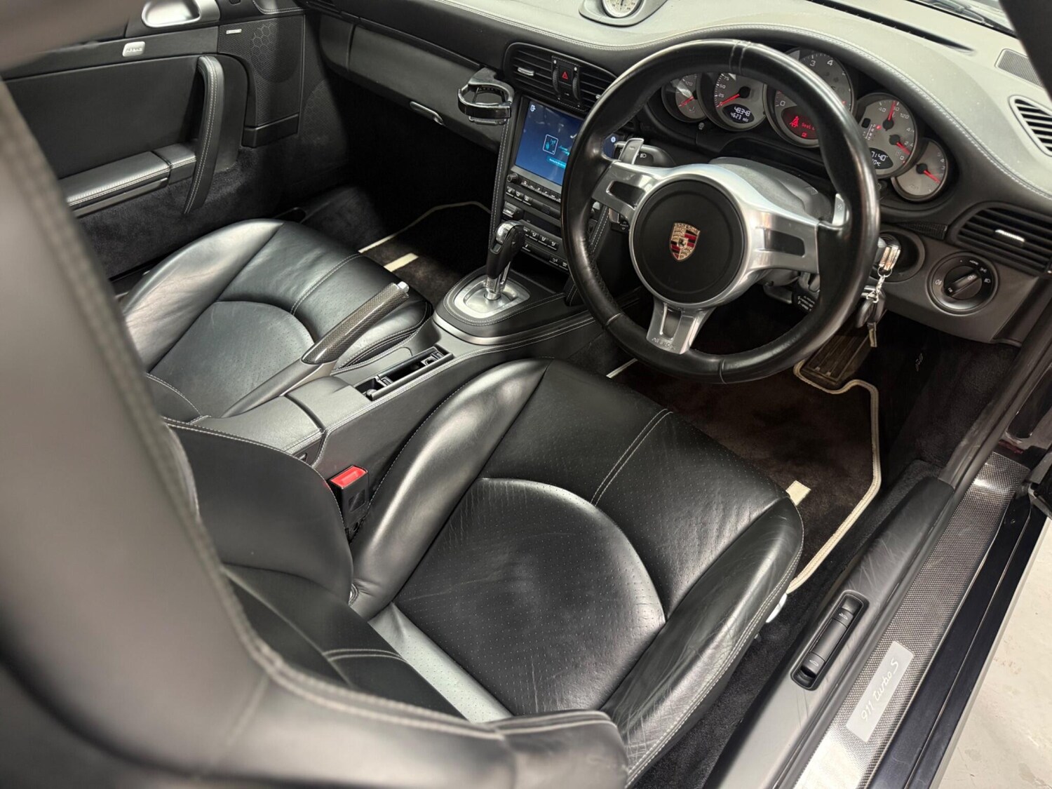 Used Porsche 911 for sale - 76659328: Photo 10