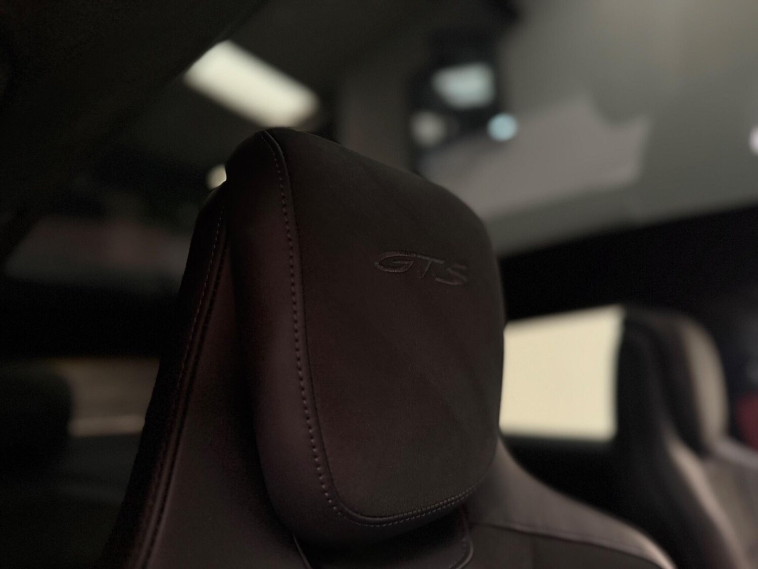 Used Porsche Taycan 2023 for sale - 76657346: Photo 31