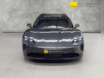 Used Porsche Taycan 2023 for sale - 76657346: Photo