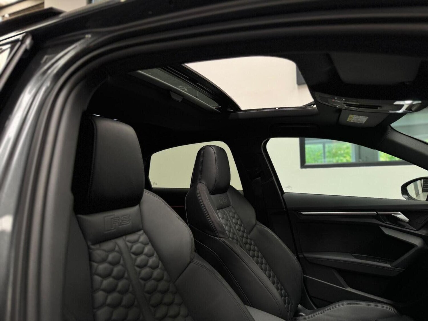 Used Audi RS3 for sale - 76658668: Photo 31