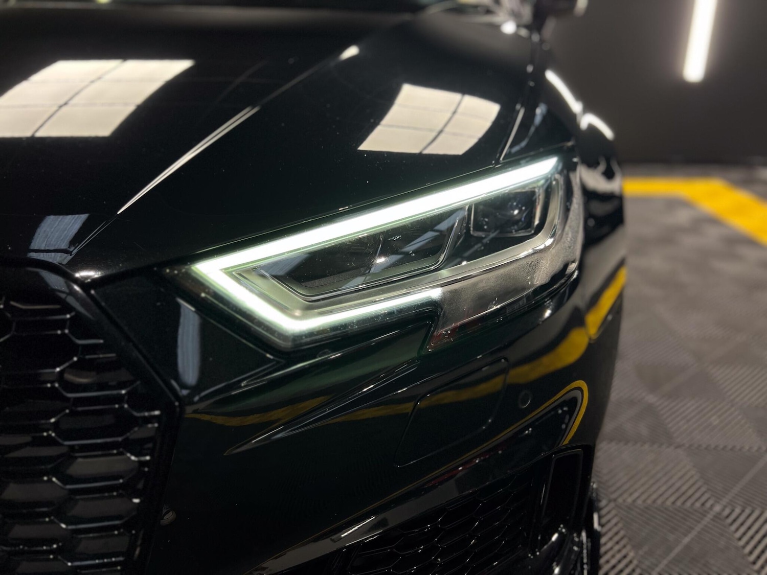 Used Audi RS3 2018 for sale - 77278902: Photo 11