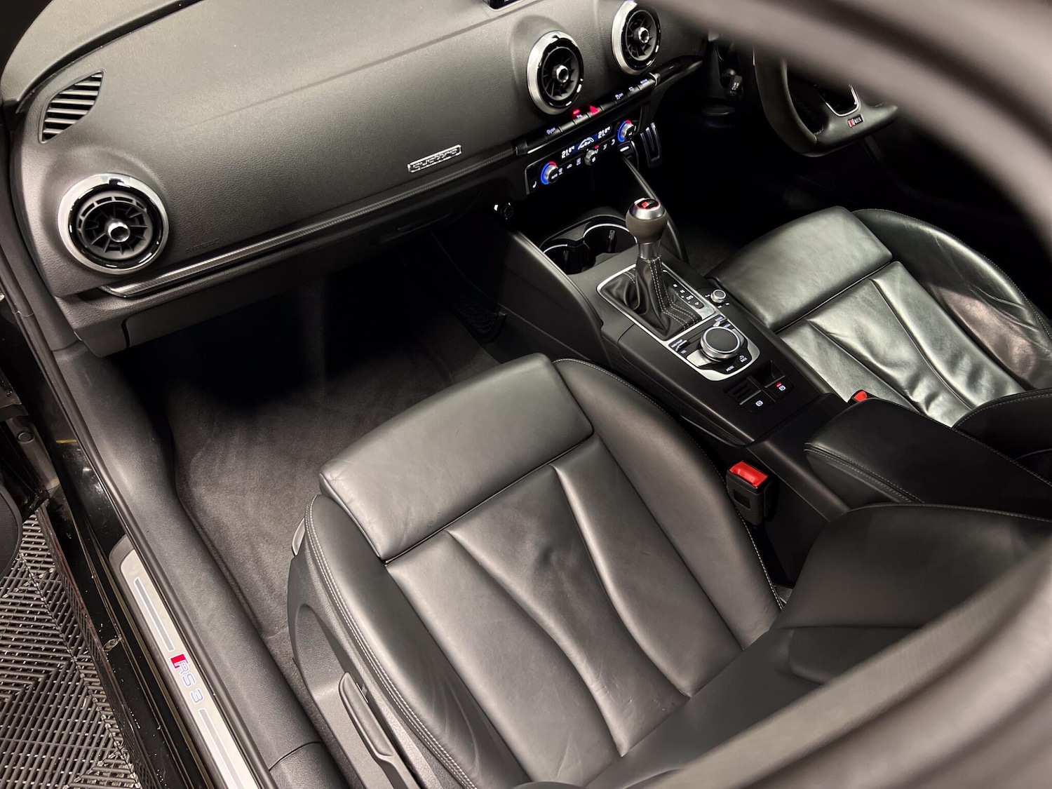 Used Audi RS3 2018 for sale - 77278902: Photo 25