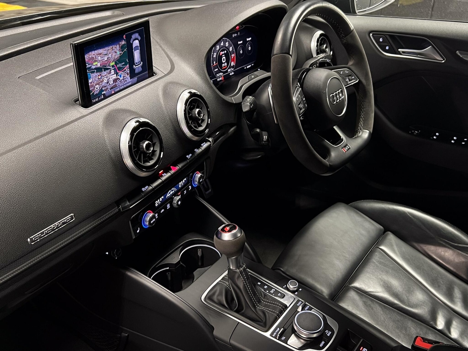 Used Audi RS3 2018 for sale - 77278902: Photo 30