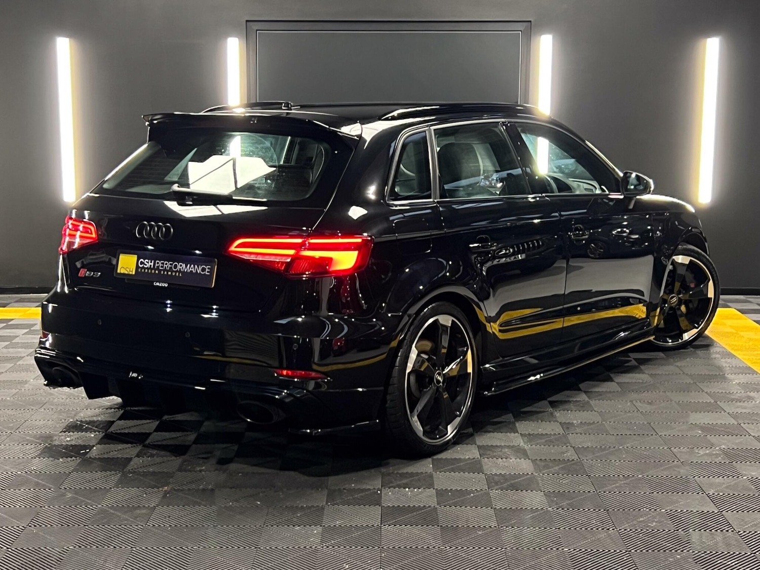 Used Audi RS3 2018 for sale - 77278902: Photo 7