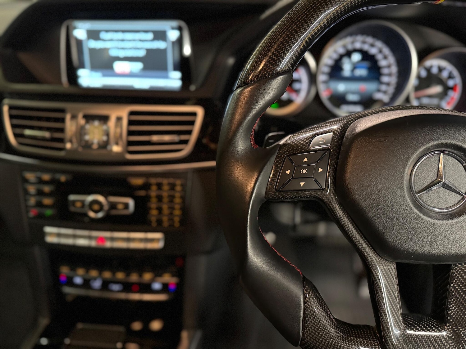 Used Mercedes-Benz E Class 2015 for sale - 77229607: Photo 19