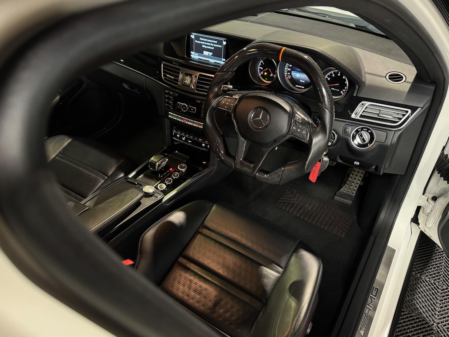 Used Mercedes-Benz E Class 2015 for sale - 77229607: Photo 21