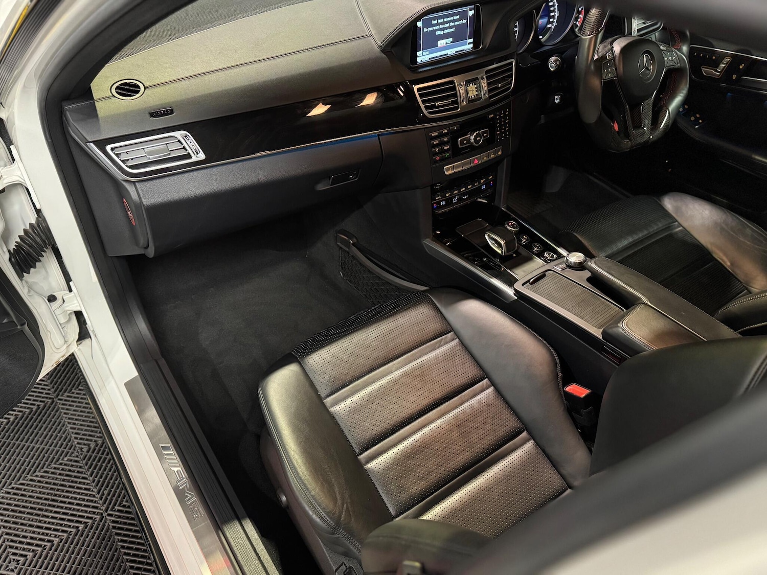 Used Mercedes-Benz E Class 2015 for sale - 77229607: Photo 22