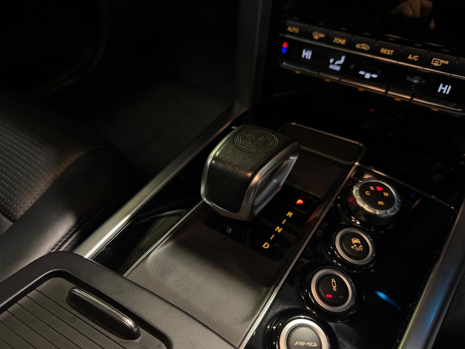 Used Mercedes-Benz E Class 2015 for sale - 77229607: Photo 28