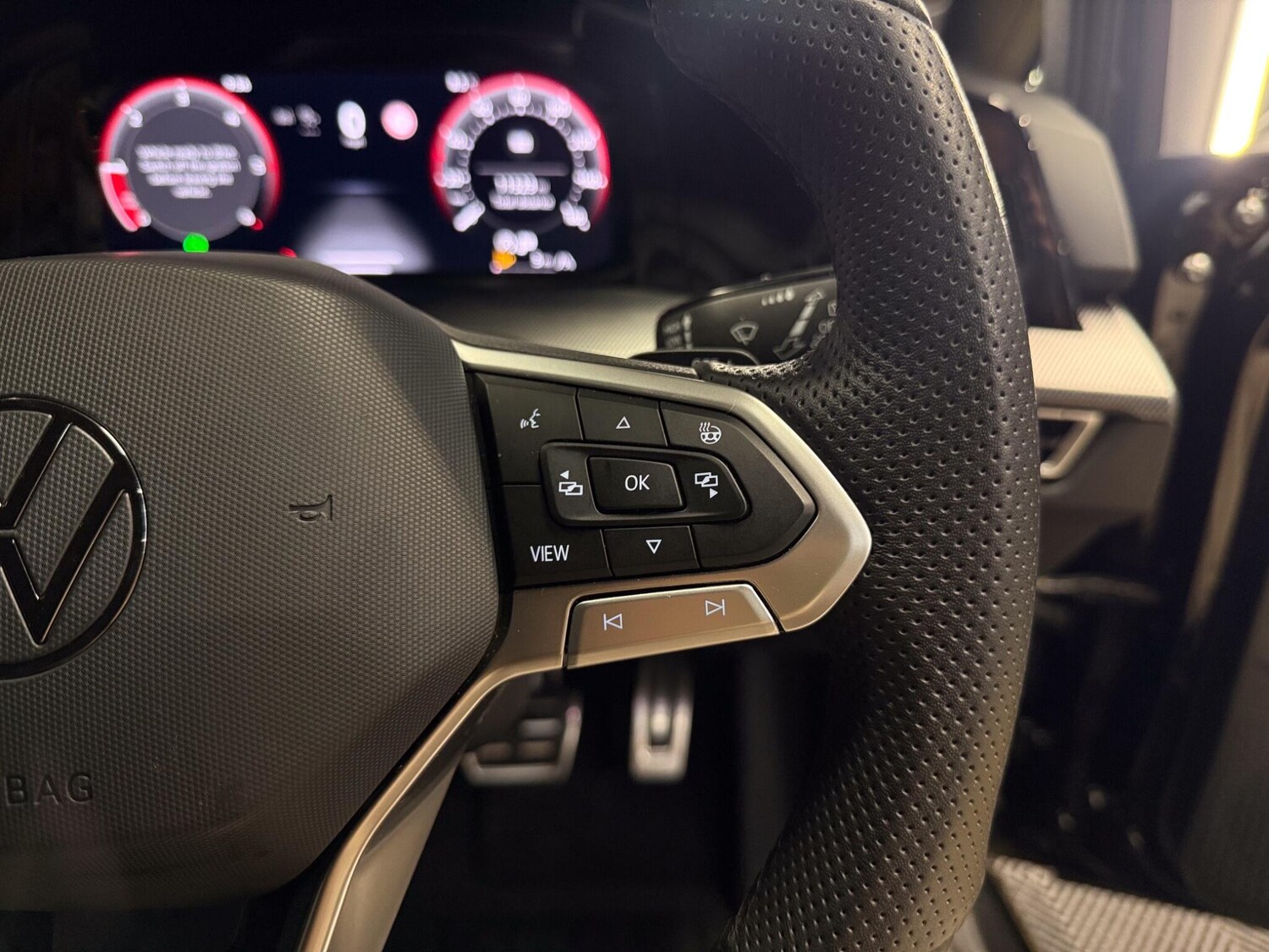 Used Volkswagen Golf 2024 for sale - 77524407: Photo 35