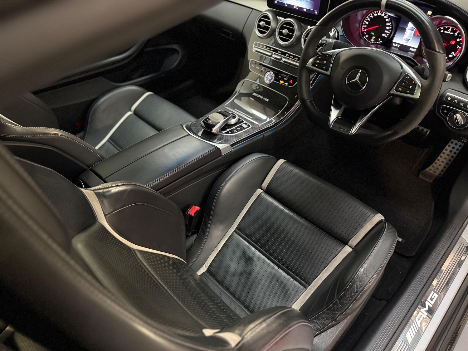 Used Mercedes-Benz C Class 2018 for sale - 76898444: Photo 24