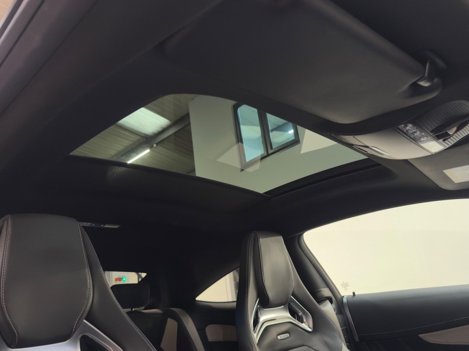 Used Mercedes-Benz C Class 2018 for sale - 76898444: Photo 34