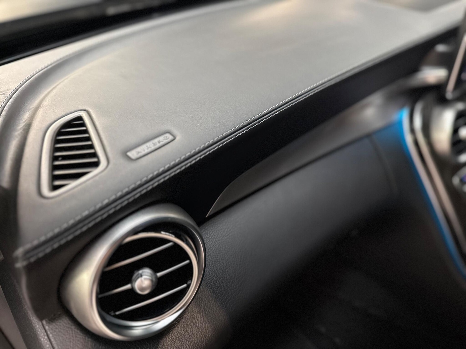 Used Mercedes-Benz C Class 2018 for sale - 76898444: Photo 35