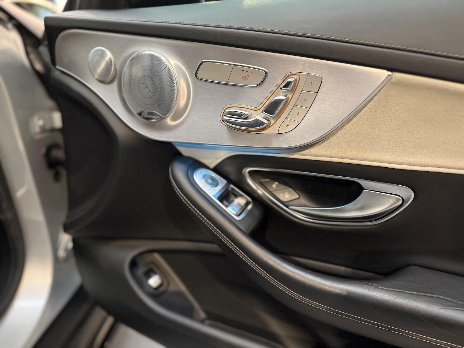 Used Mercedes-Benz C Class 2018 for sale - 76898444: Photo 44