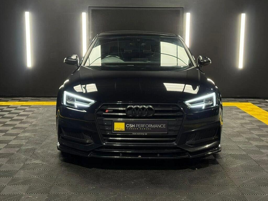 Used Audi A4 2018 for sale - 77395832: Photo 2