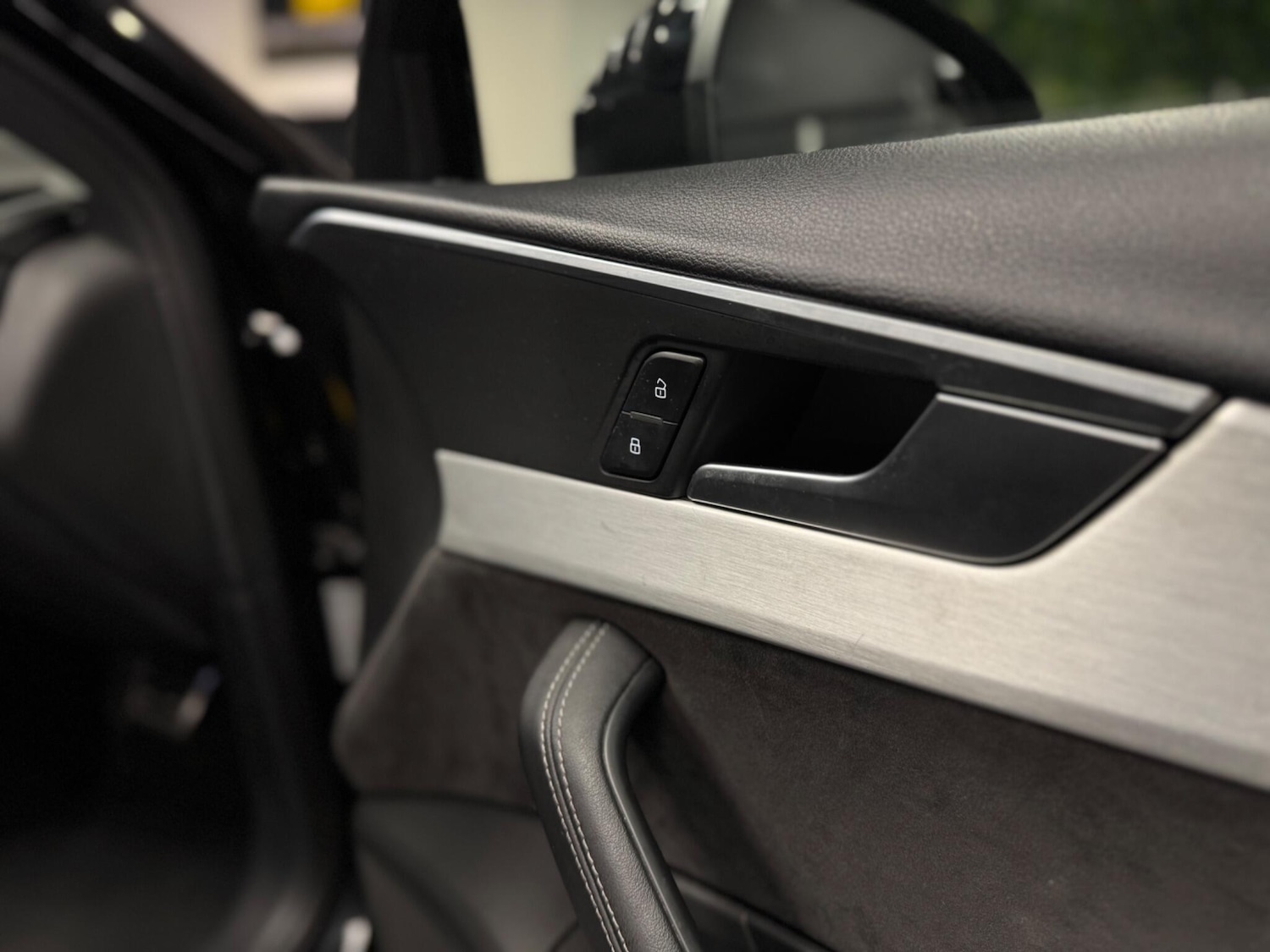 Used Audi A4 2018 for sale - 77395832: Photo 24