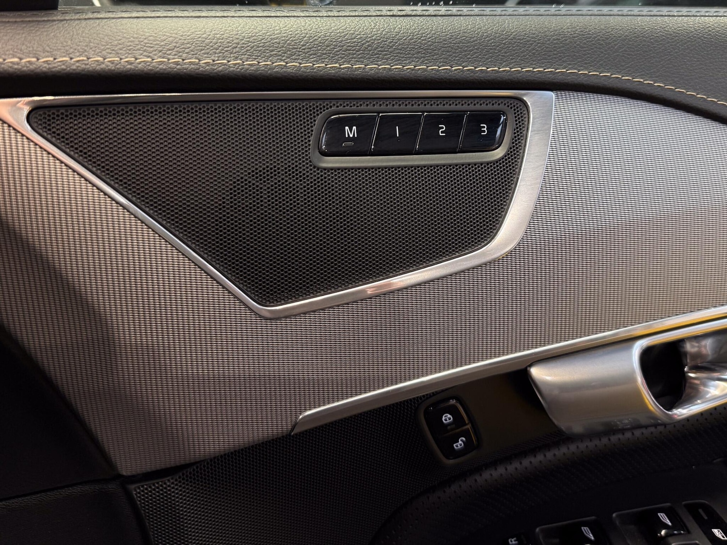 Used Volvo XC90 for sale - 77753598: Photo 43