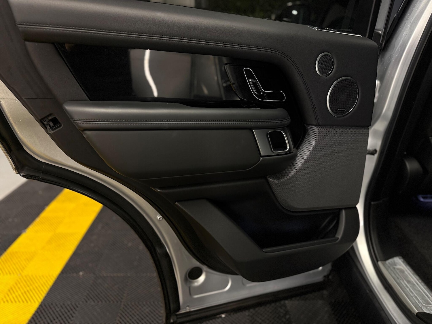 Used Land Rover Range Rover for sale - 77016758: Photo 36