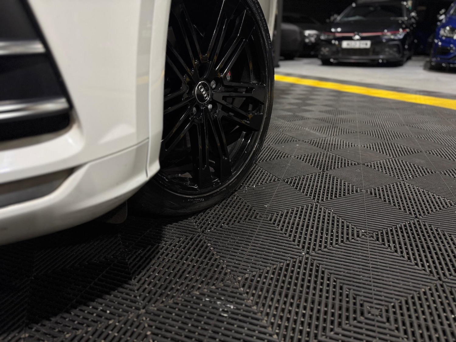 Used Audi SQ5 for sale - 77267211: Photo 2