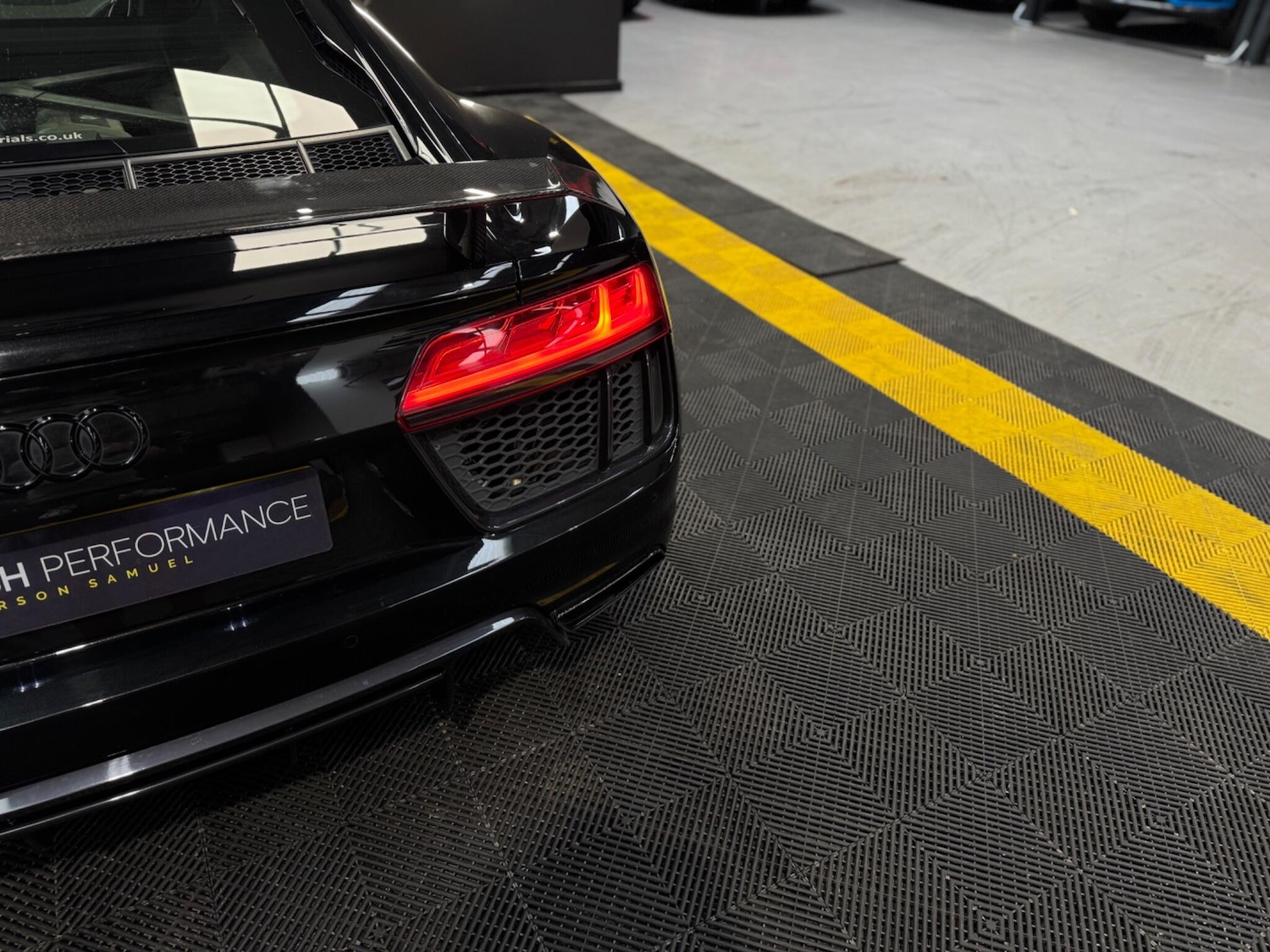 Used Audi R8 for sale - 78147795: Photo 9