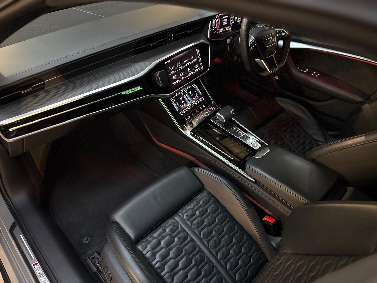 Used Audi RS6 Avant 2020 for sale - 76865271: Photo 28