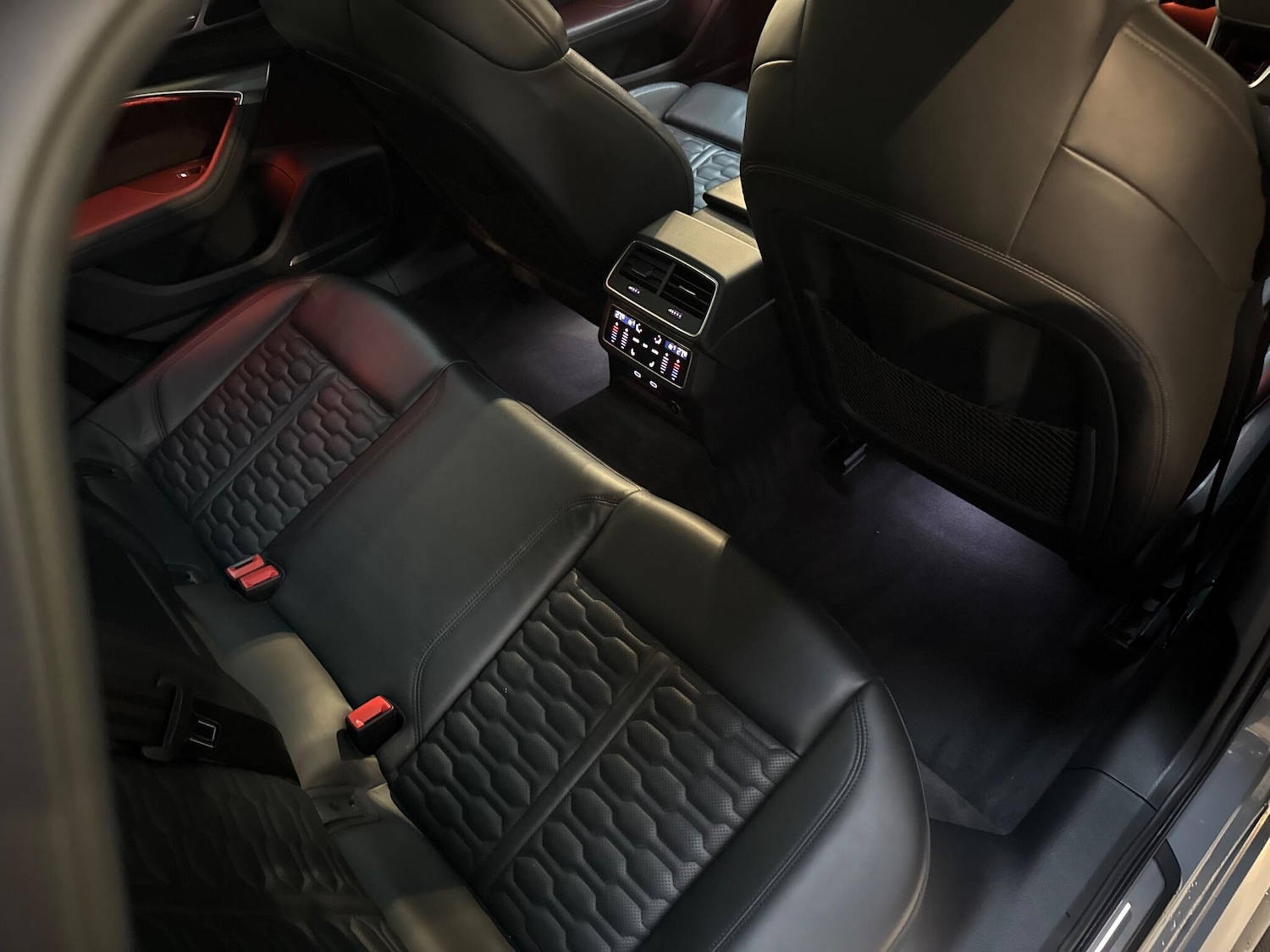 Used Audi RS6 Avant 2020 for sale - 76865271: Photo 30