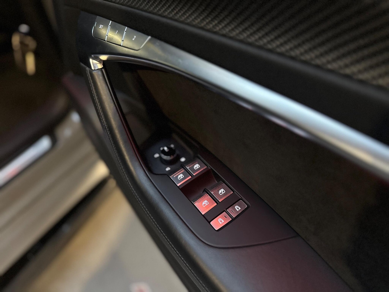 Used Audi RS6 Avant 2020 for sale - 76865271: Photo 35