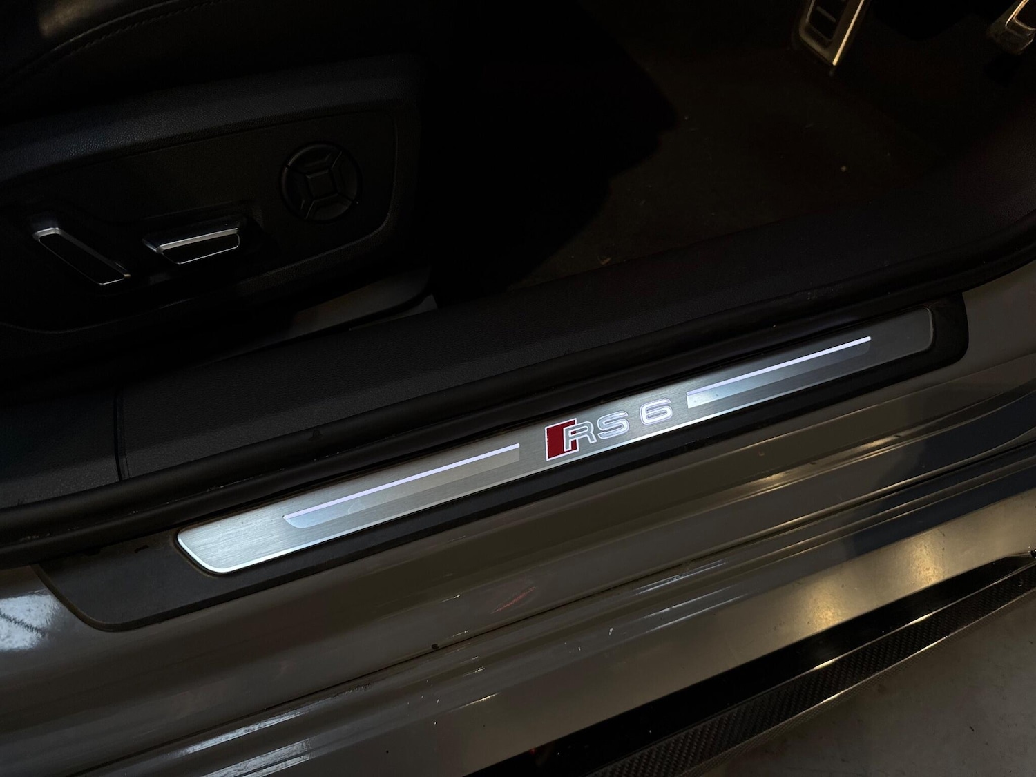 Used Audi RS6 Avant 2020 for sale - 76865271: Photo 52