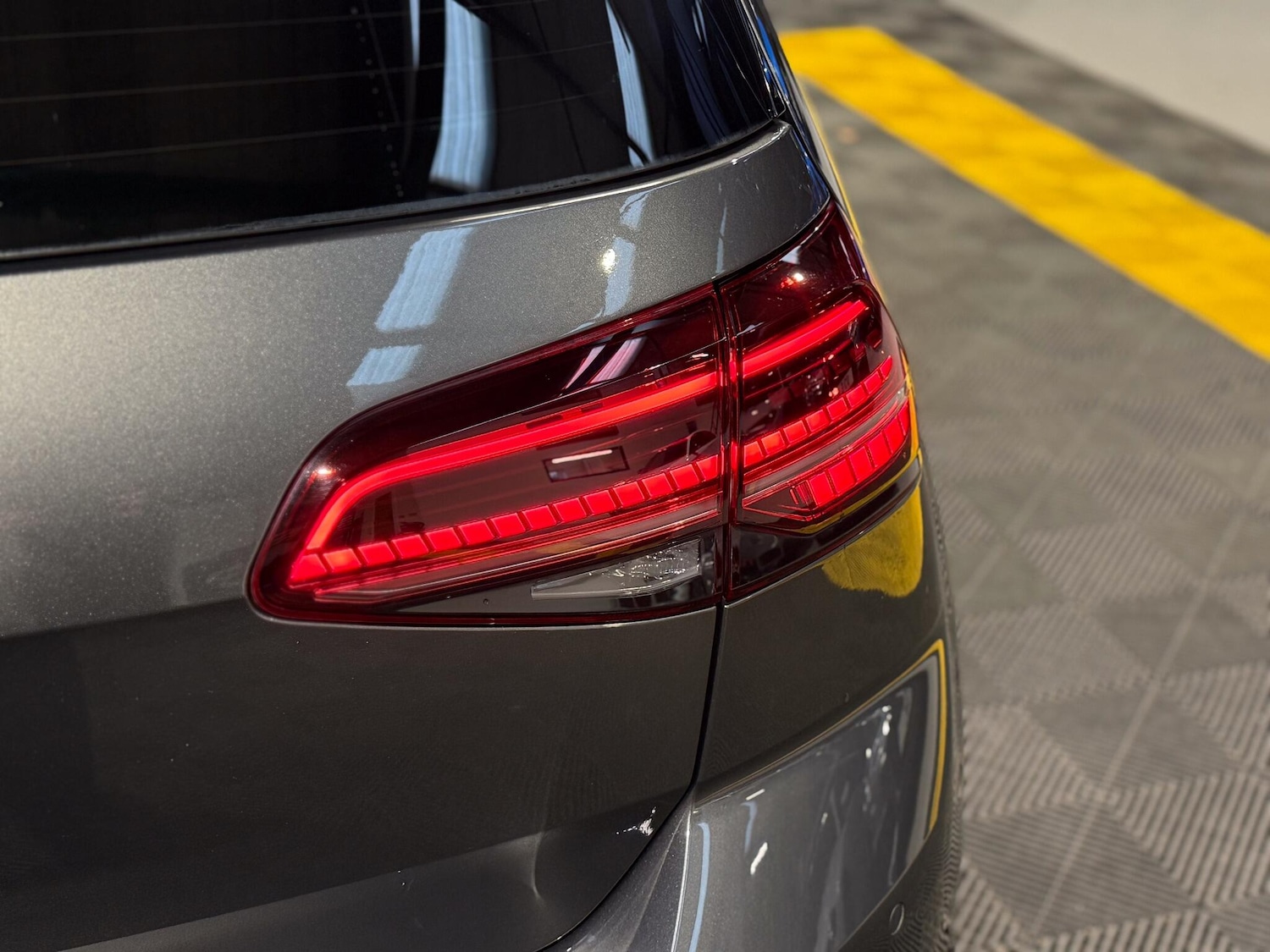 Used Volkswagen Golf 2019 for sale - 77130860: Photo 12