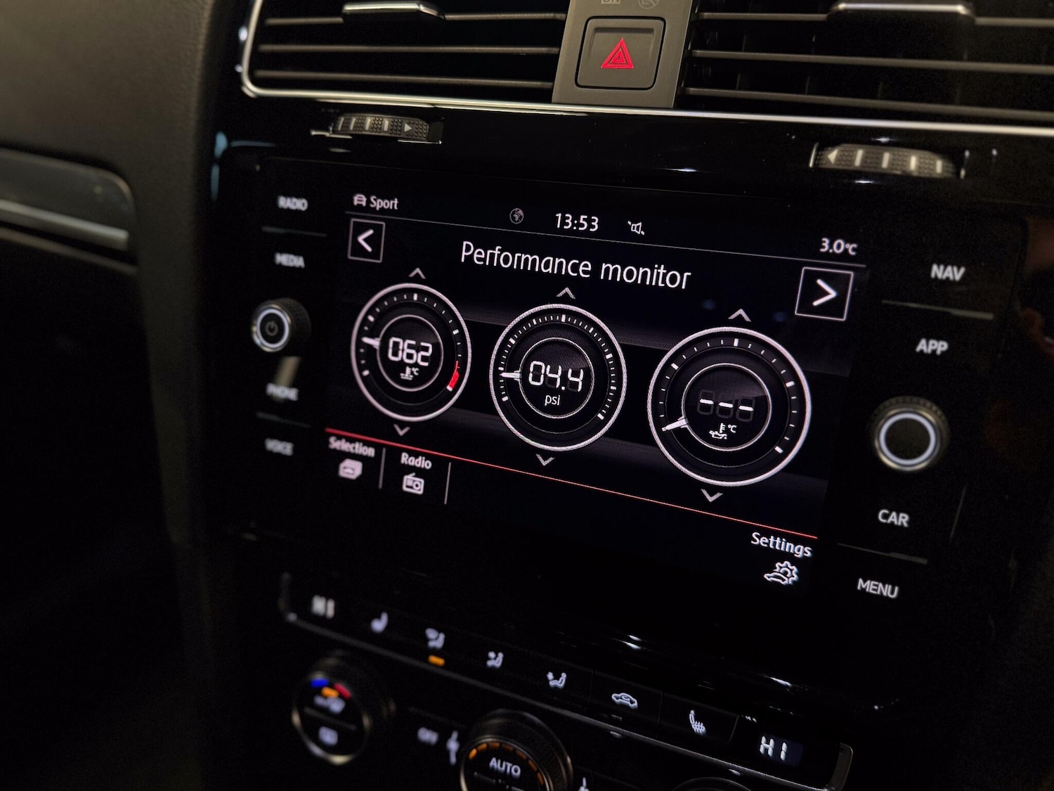 Used Volkswagen Golf 2019 for sale - 77130860: Photo 31