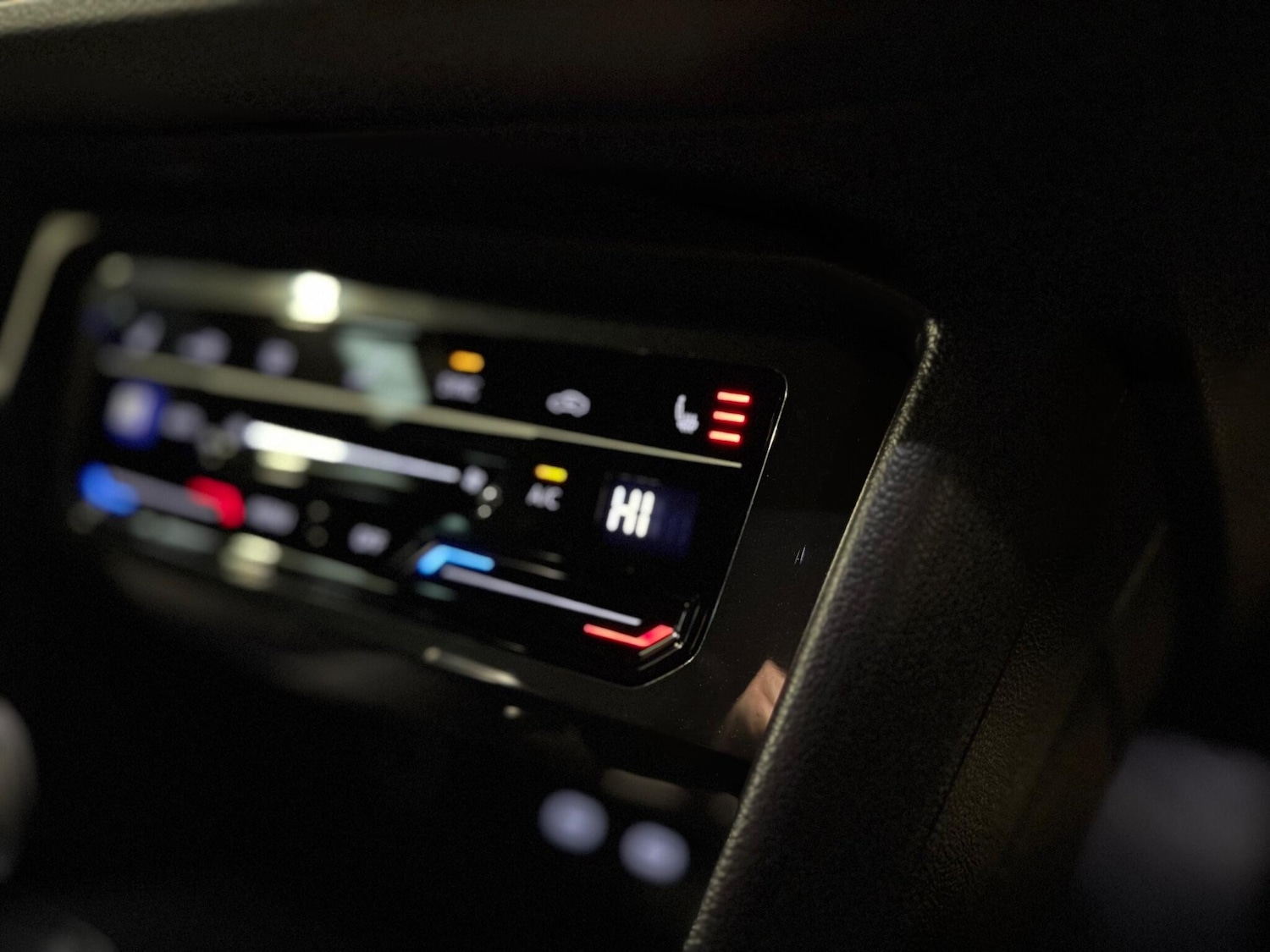 Used Volkswagen Tiguan 2022 for sale - 77081305: Photo 31