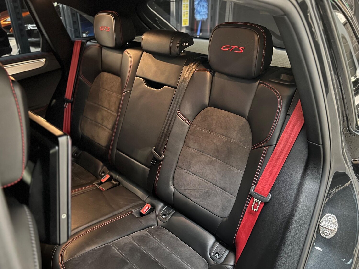 Used Porsche Macan for sale - 76658993: Photo 24