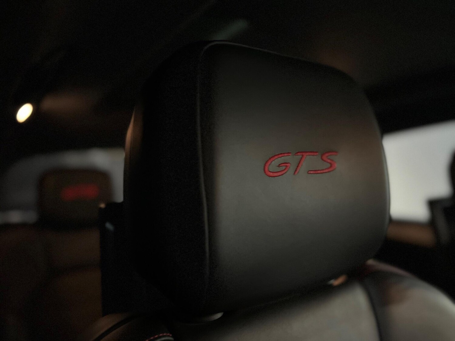 Used Porsche Macan for sale - 76658993: Photo 30