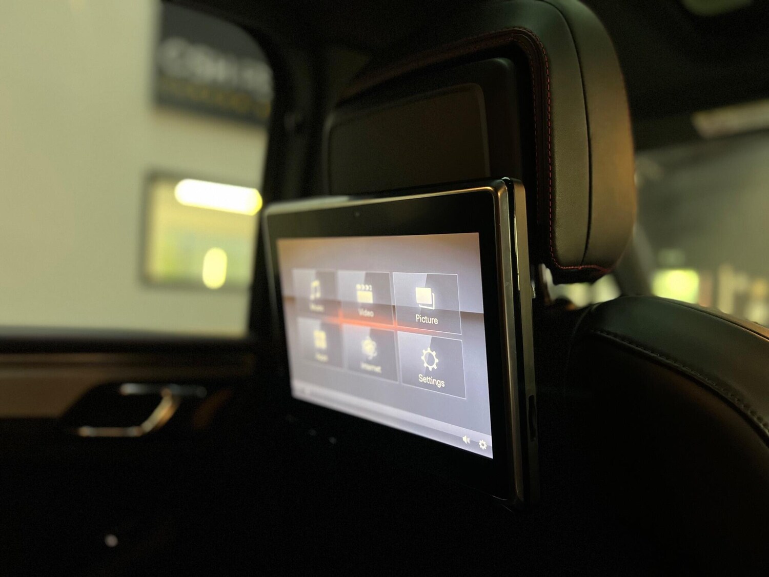 Used Porsche Macan for sale - 76658993: Photo 41