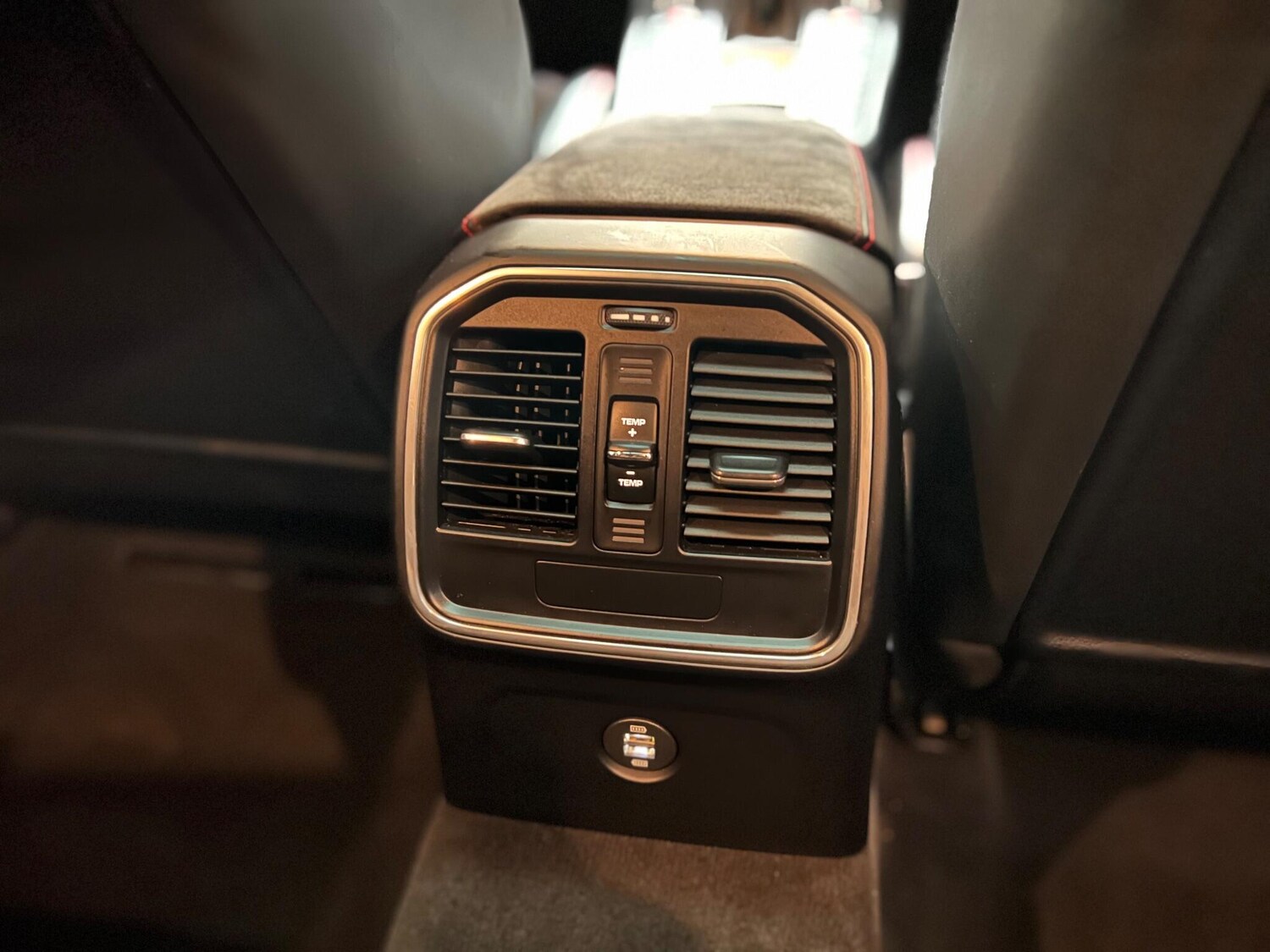 Used Porsche Macan for sale - 76658993: Photo 49