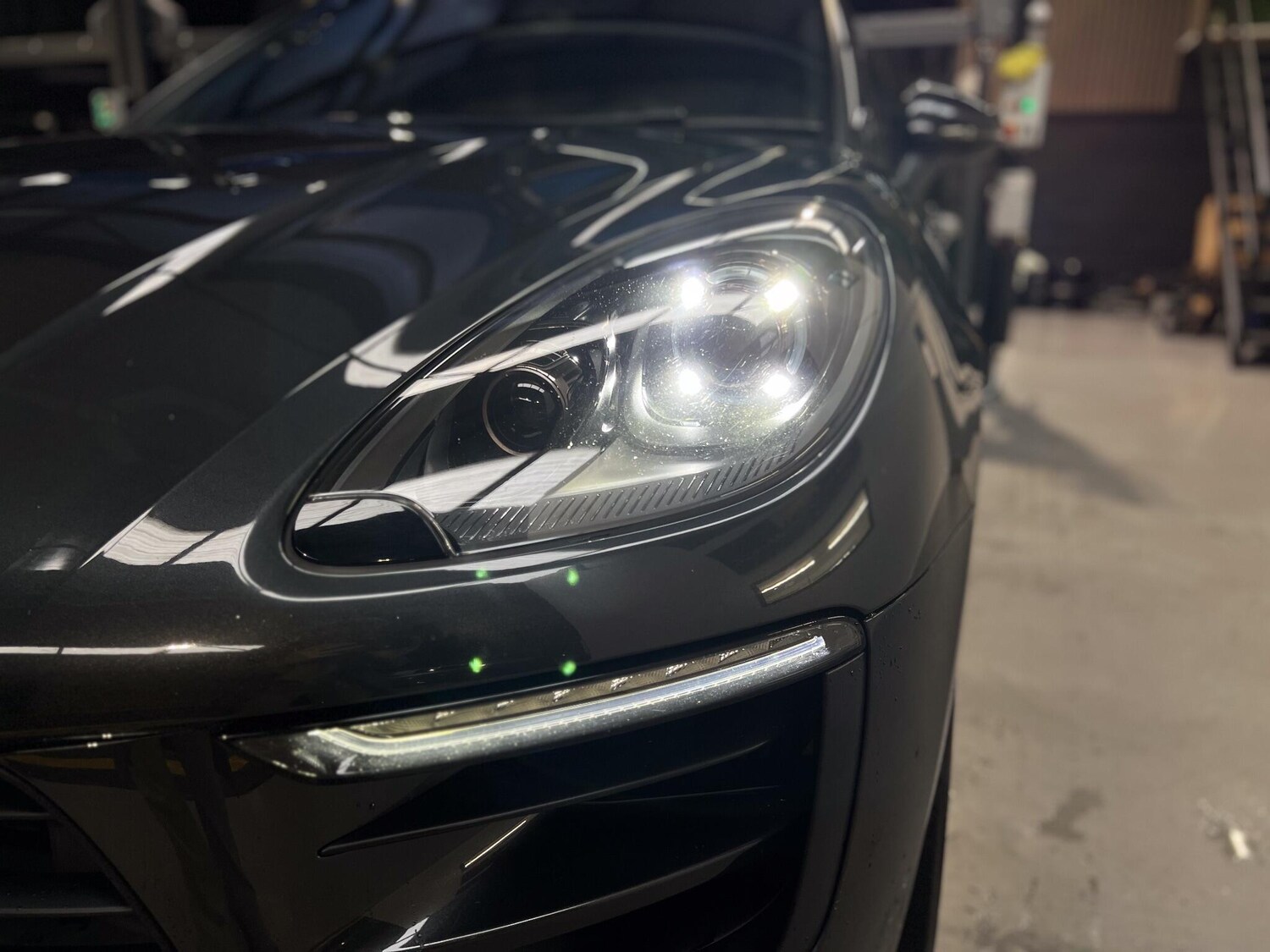 Used Porsche Macan for sale - 76658993: Photo 9