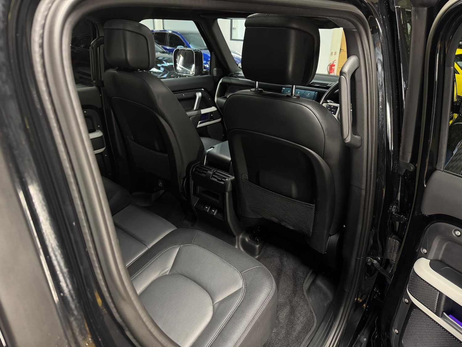 Used Land Rover Defender 110 for sale - 76965196: Photo 22