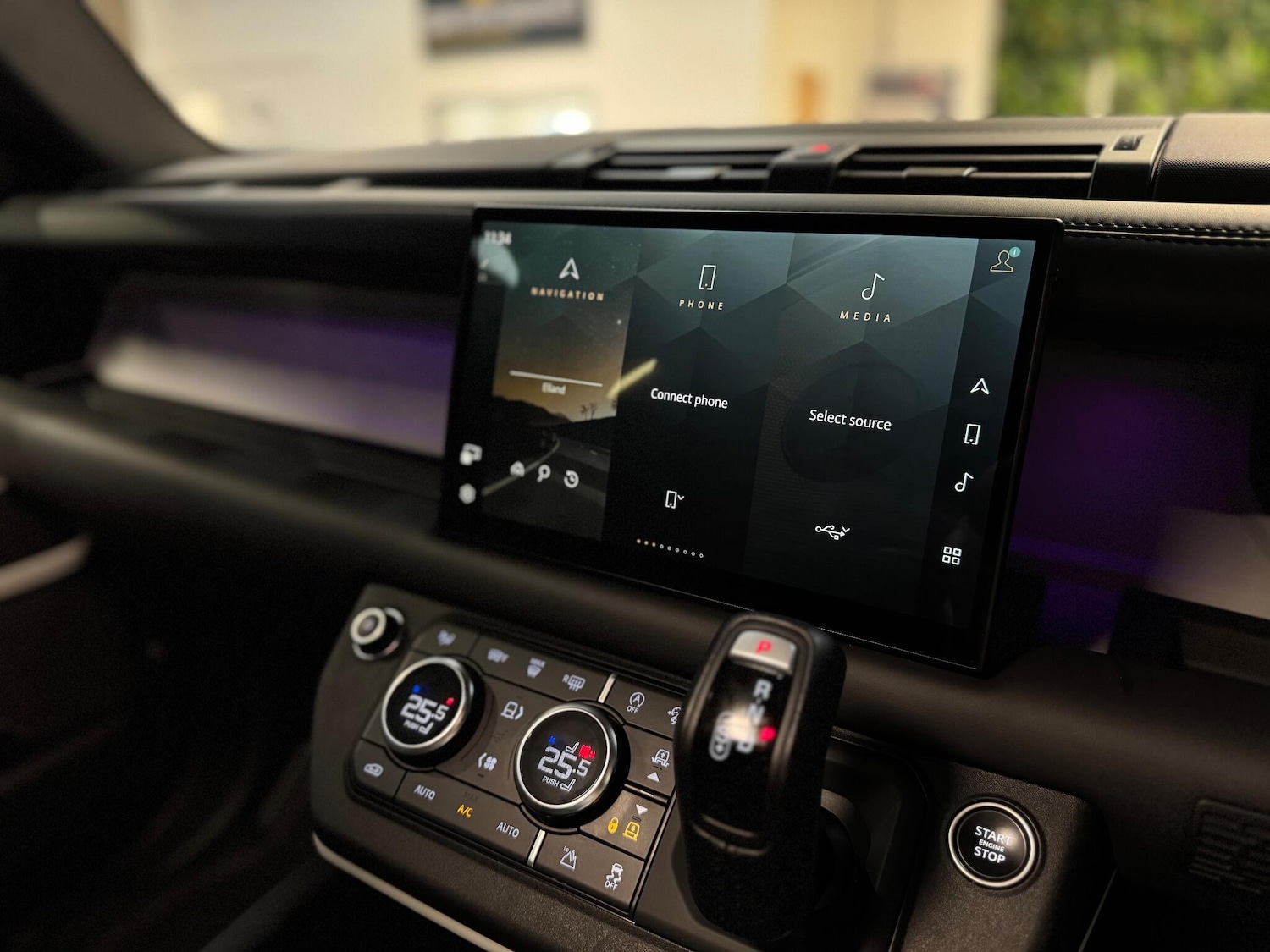 Used Land Rover Defender 110 for sale - 76965196: Photo 29