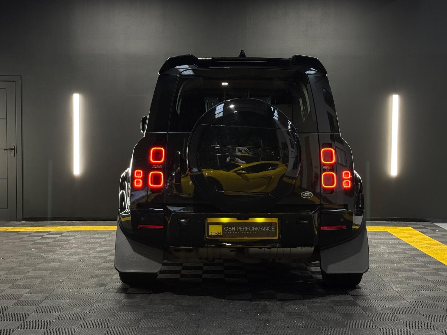 Used Land Rover Defender 110 for sale - 76965196: Photo 6