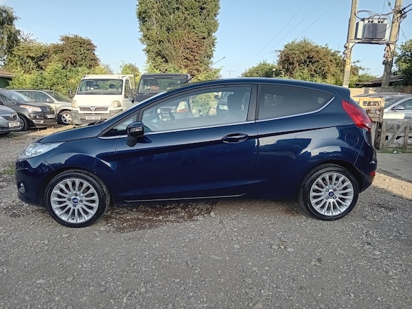 Used Ford Fiesta 2011 for sale - 75566567: Photo 5