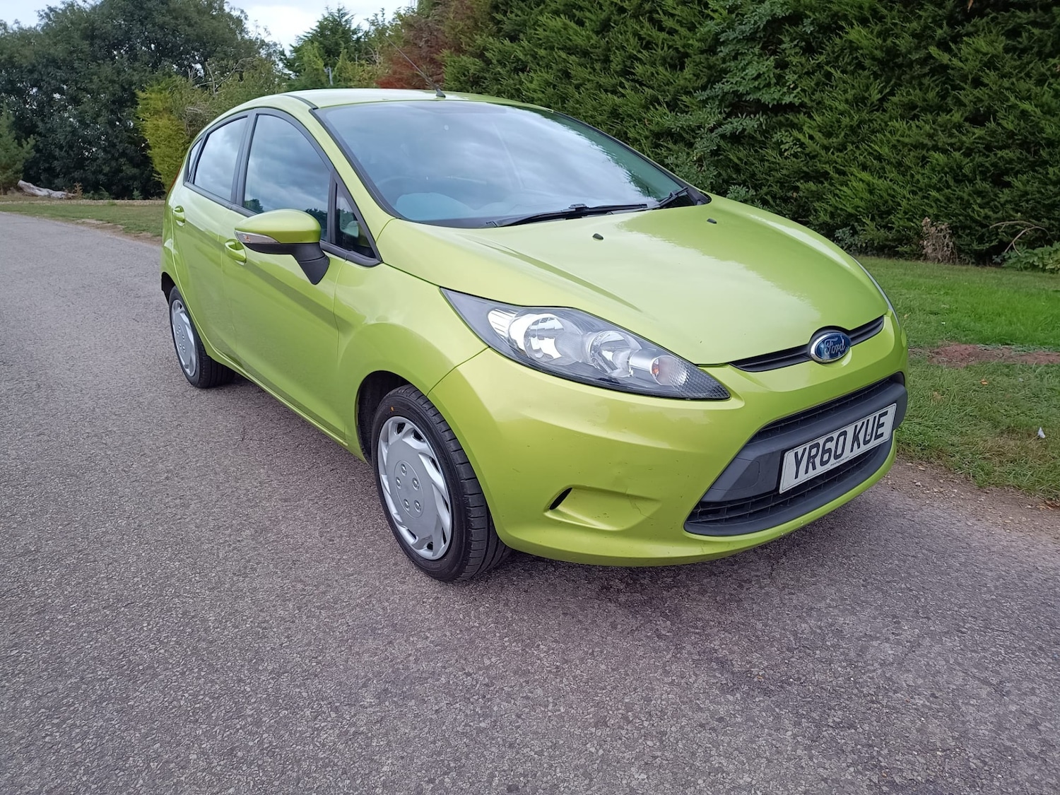 Used Ford Fiesta 2011 for sale - 76322168: Photo 2