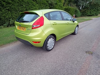 Used Ford Fiesta 2011 for sale - 76322168: Photo 4