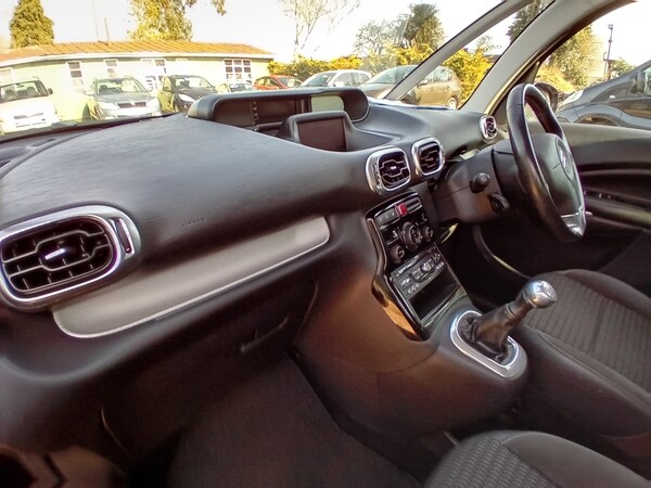 Used Citroen C3 Picasso 2009 for sale - 73892901: Photo 15