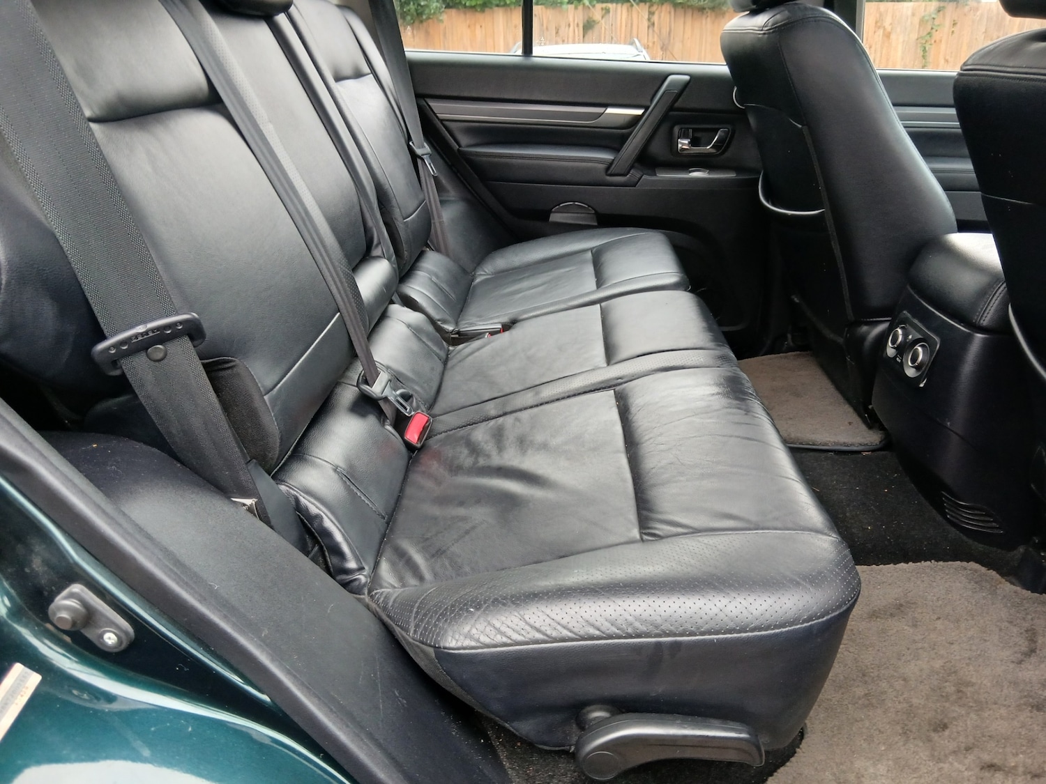 Used Mitsubishi Shogun 2009 for sale - 77055057: Photo 2