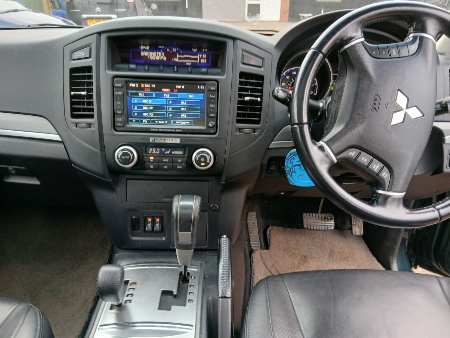 Used Mitsubishi Shogun 2009 for sale - 77055057: Photo 3