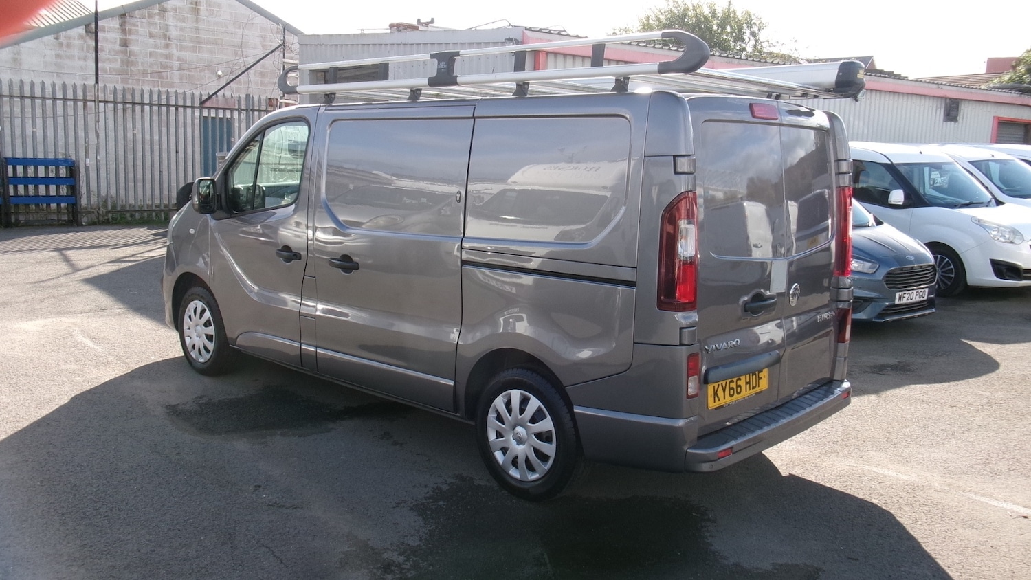 Used Vauxhall Vivaro 2016 for sale - 78045777: Photo 11