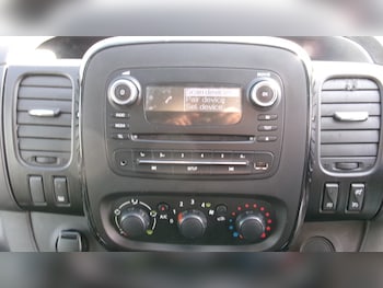 Used Vauxhall Vivaro 2016 for sale - 78045777: Photo