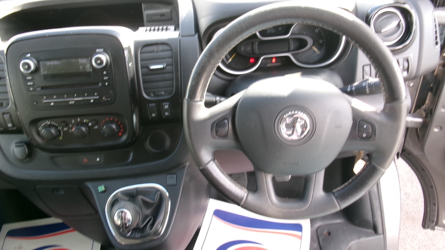 Used Vauxhall Vivaro 2016 for sale - 78045777: Photo 5