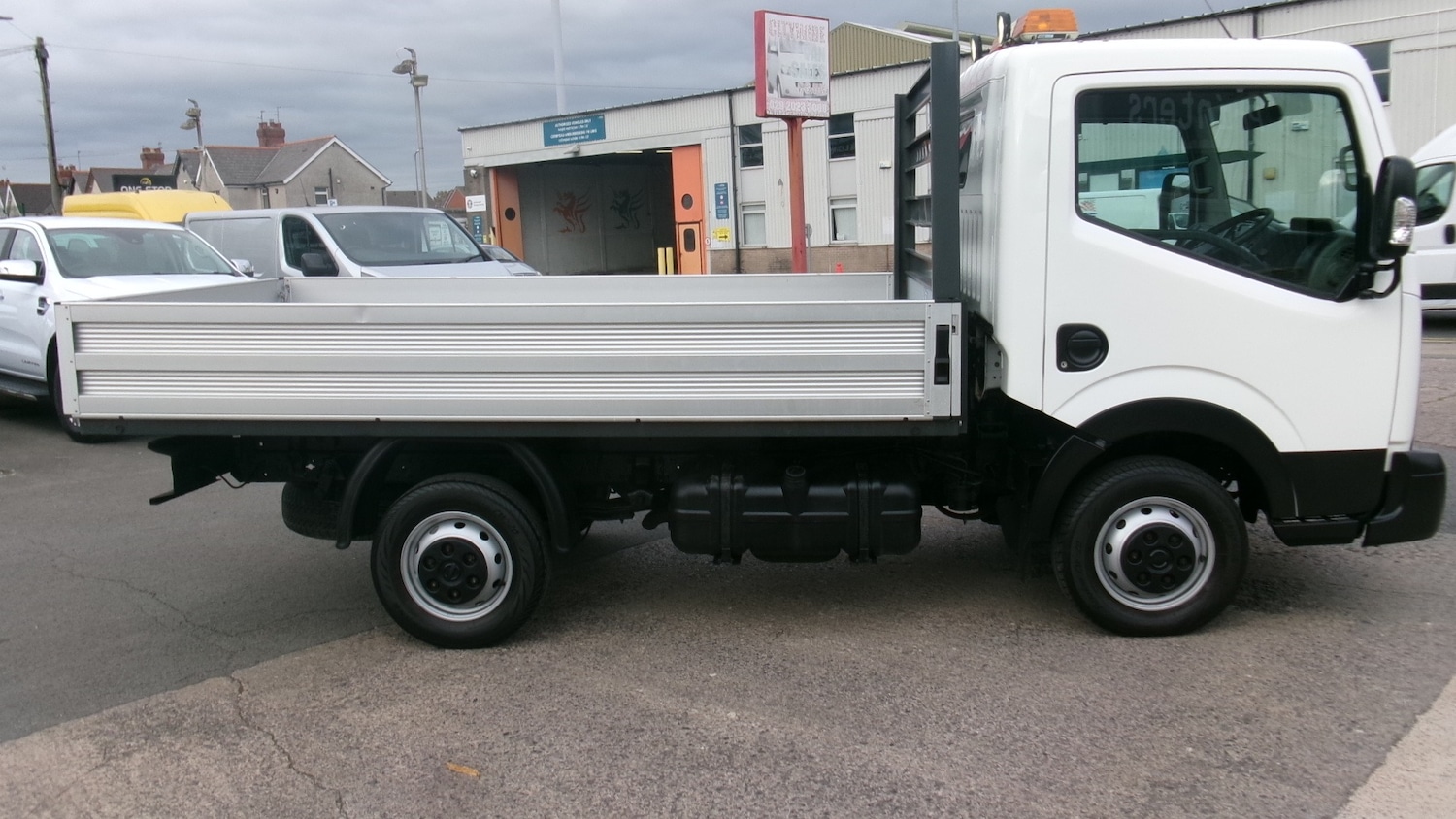 Used Nissan Cabstar 2016 for sale - 77047895: Photo 14