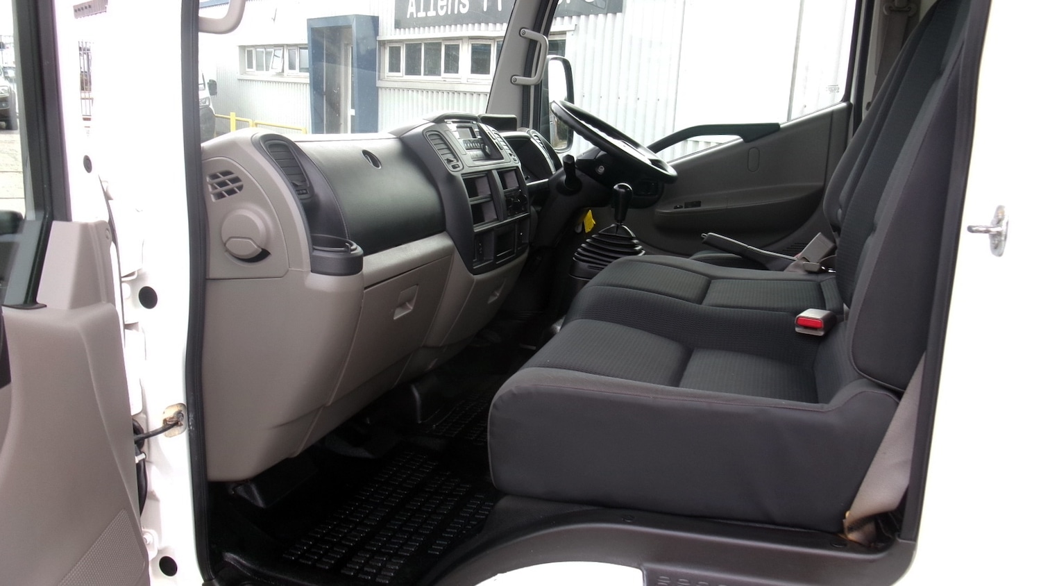 Used Nissan Cabstar 2016 for sale - 77047895: Photo 7