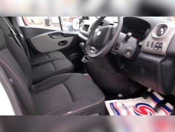 Used Renault Trafic 2018 for sale - 79053933: Photo